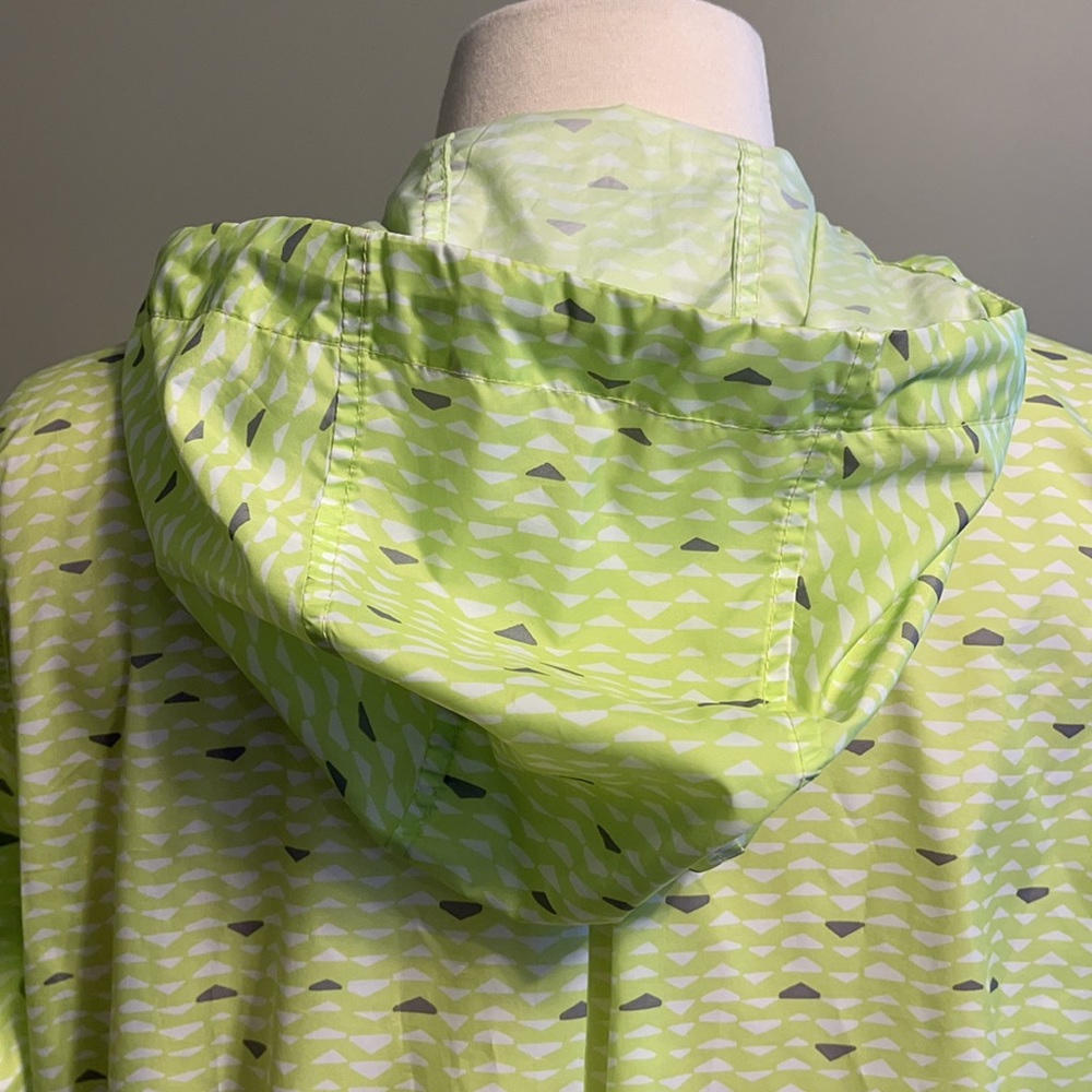 Women’s Small Columbia Green Triangle Lightweight Zip-Up Windbreaker Jacket - Picture 7 of 9